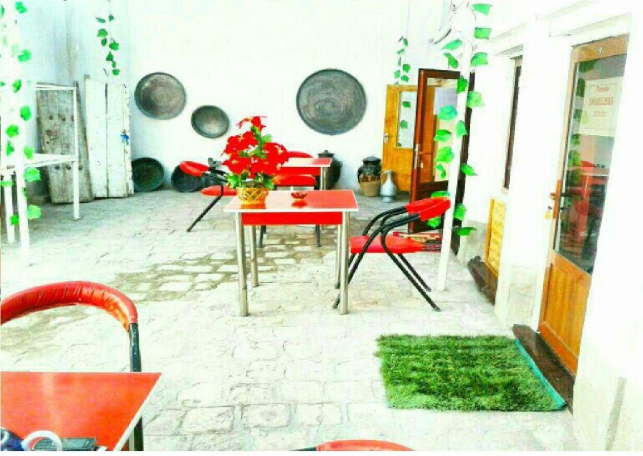 History Hotel Buxoro Luaran gambar