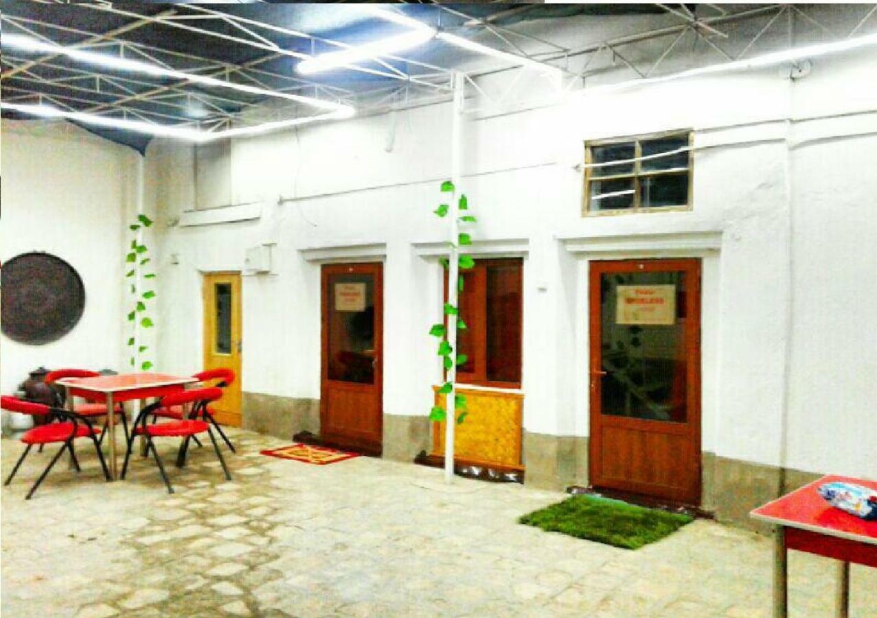 History Hotel Buxoro Luaran gambar